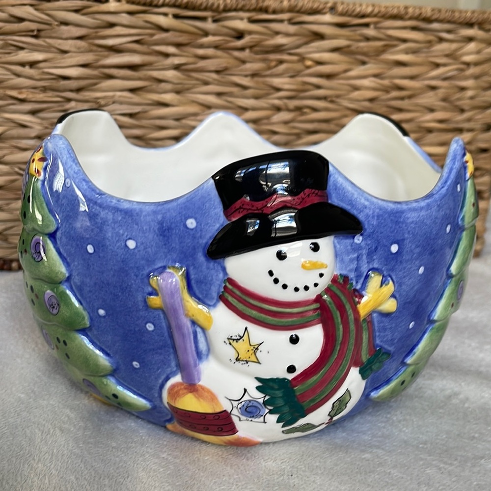 New In Box Sango Sweet Shoppe Christmas Serving Centerpiece Bowl Snowman - Picture 5 of 9